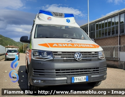 Volkswagen Transporter T6
P.A. Associazione Protezione Civile Volontari Marradi (FI)
Ambulanza
Automezzo 1
Allestimento Vision
Parole chiave: Volkswagen Transporter_T6 pa_apcv_marradi