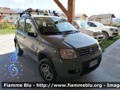 Fiat Nuova Panda I serie 4x4 Climbing
Corpo Forestale
Provincia Autonoma di Trento
CF H23 TN
Parole chiave: Fiat Nuova_panda_4x4_Iserie CFH23TN