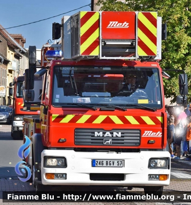 Man LE
Francia - France
Sapeur Pompiers S.D.I.S. 57 - Moselle 
Parole chiave: Man LE