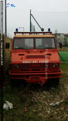 Iveco VM90
Vigili del Fuoco
Comando Provinciale di Pescara
*automezzo senza targa*
Parole chiave: Iveco VM90