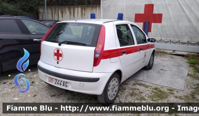 Fiat Punto II serie
Croce Rossa Italiana
Comitato di Roseto
CRI 244 AG
Parole chiave: Fiat Punto_IIserie CRI244AG