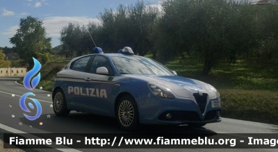 Alfa-Romeo Nuova Giulietta restyle
Polizia di Stato
Polizia Stradale
Allestita NCT
POLIZIA M2814
Parole chiave: Alfa-Romeo Nuova_Giulietta_restyle POLIZIAM2814