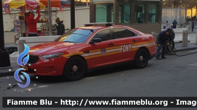 Ford ?
United States of America - Stati Uniti d'America
New York Fire Department
EMS Division 3
Parole chiave: Ford