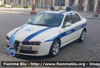 Alfa Romeo 159
Polizia Municipale
Associazione Intercomunale della Pianura Forlivese
Forlì 31
POLIZIA LOCALE YA 562 AE
Parole chiave: Alfa-Romeo 159 POLIZIALOCALEYA562AE