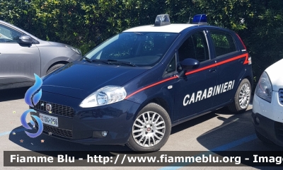 Fiat Grande Punto
Carabinieri
CC DG 256
Parole chiave: Fiat Grande_Punto CCDG256