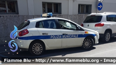 Fiat Nuova Bravo
Polizia Municipale Ravenna
Parole chiave: Fiat Nuova_Bravo
