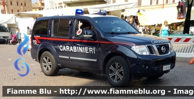 Nissan Pathfinder III serie
Carabinieri
in servizio presso la Banca d'Italia
CC DF619
Parole chiave: CCDF619 Nissan Pathfinder_IIIserie