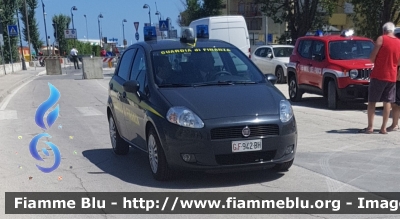 Fiat Grande Punto
Guardia di Finanza
Comando Provinciale di Rimini
GdiF 942 BH
Parole chiave: Fiat Grande_Punto GdiF942BH