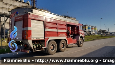 Iveco 330-36
Servizio Antincendio 
Porto di Ravenna
Allestimento Silvani
Parole chiave: Iveco 330-36