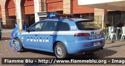 Alfa-Romeo 159 Sportwagon Q4
Polizia di Stato
Polizia Stradale
POLIZIA H0754
Parole chiave: Alfa-Romeo 159 POLIZIAH0754