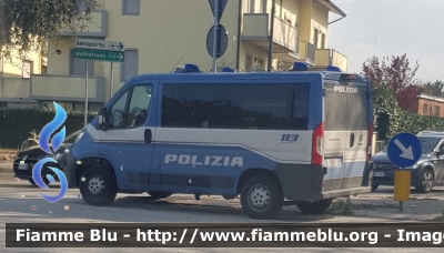 Fiat Ducato X290
Polizia di Stato
POLIZIA N5170
Parole chiave: Fiat Ducato_X290 POLIZIAN5170