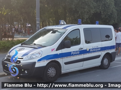 Citroen Jumper III serie
Polizia Municipale
Comune di Rimini
Rimini 516
POLIZIA LOCALE YA 810 AJ
Parole chiave: Citroen Jumper_IIIserie POLIZIALOCALEYA810AJ