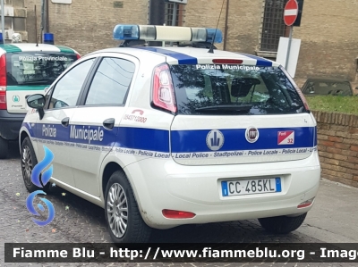 Fiat Punto VI serie
Polizia Municipale
Associazione Intercomunale della Pianura Forlivese
Comune di Forlì
Forlì 32
Parole chiave: Fiat Punto_VIserie