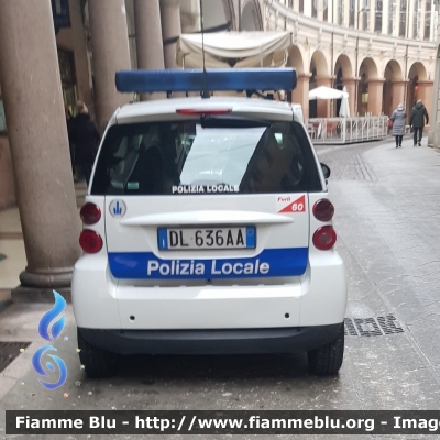 Smart Fortwo II serie restyle
Polizia Municipale
Associazione Intercomunale della Pianura Forlivese
Comune di Forlì
Forli 60
Parole chiave: Smart Fortwo_IIserie_restyle