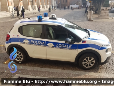 Citroen C3 IV serie
Polizia Municipale
Associazione Intercomunale della Pianura Forlivese
Comune di Forlì
Forlì 48
POLIZIA LOCALE YA 255 AP
Parole chiave: Citroen C3_IVserie POLIZIALOCALEYA255AP