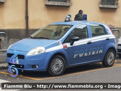 Fiat Grande Punto
Polizia di Stato
Polizia Ferroviaria
POLIZIA F7026
Parole chiave: Fiat Grande_Punto POLIZIAF7023