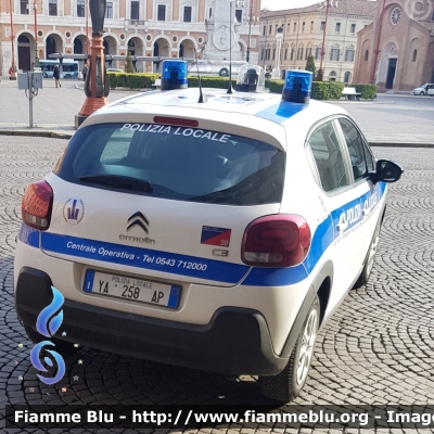 Citroen C3 IV serie
Polizia Municipale
Associazione Intercomunale della Pianura Forlivese
Comune di Forlì
Forlì 38
POLIZIA LOCALE YA 258 AP
Parole chiave: Citroen C3_IVserie POLIZIALOCALEYA258AP