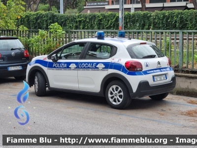 Citroen C3
Polizia Municipale
Associazione Intercomunale della Pianura Forlivese
Comune di Forlì
Forlì 47
POLIZIA LOCALE YA 250 AP
Parole chiave: Dacia Duster