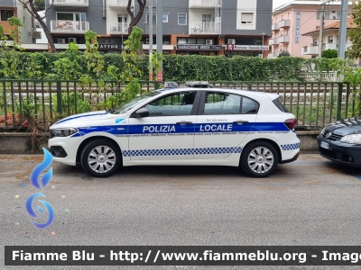 Fiat Nuova Tipo
Polizia Municipale
Unione delle Terre d'argine (MO)
Polizia Locale YA 539 AS
Parole chiave: Fiat Nuova_Tipo