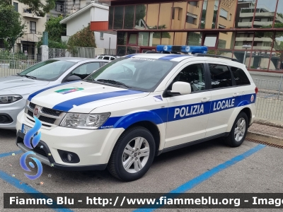 Fiat Freemont
Polizia Locale Sulmona (AQ)
Allestimento Bertazzoni
POLIZIA LOCALE YA 428 AH
Parole chiave: Fiat Freemont POLIZIALOCALEYA428AH