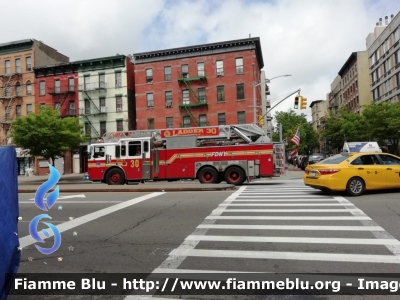 United States of America - Stati Uniti d'America
New York Fire Department
Ladder Company 30
Harlem
