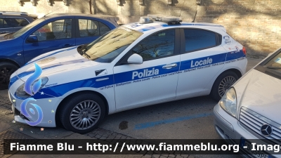 Alfa Romeo Nuova Giulietta
Polizia Municipale Cesena
Cesena 16
Parole chiave: Alfa-Romeo Nuova_Giulietta