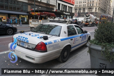 Ford Crown Victoria 
United States of America - Stati Uniti d'America 
New York Police Department (NYPD)
Highway Patrol
