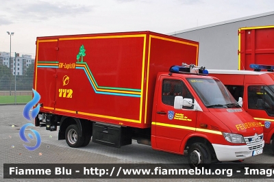 Ford Transit V serie
Bundesrepublik Deutschland - Germany - Germania
Freiwillige Feuerwehr Mühlheim
