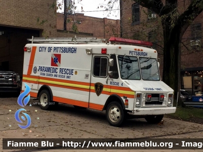 ??
United States of America-Stati Uniti d'America
City of Pittsburgh PA Paramedic Rescue
