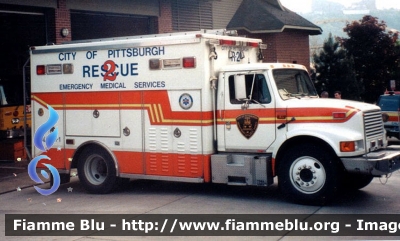 ??
United States of America-Stati Uniti d'America
City of Pittsburgh PA Paramedic Rescue
Parole chiave: Ambulance Ambulanza