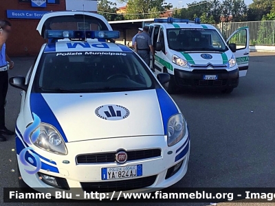 Fiat Scudo III serie
Polizia Provinciale
Provincia di Piacenza
Allestimento Bertazzoni Veicoli Speciali
POLIZIA LOCALE YA 480 AH
Parole chiave: Fiat Scudo_IIIserie POLIZIALOCALEYA480AH