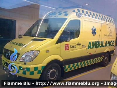 Mercedes-Benz Sprinter III serie
Danmark - Danimarca
Falck Region Syddanmark
Parole chiave: Ambulanza Ambulance