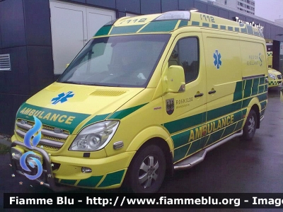 Mercedes-Benz Sprinter III serie
Danmark - Danimarca
Roskhilde Frivillige Brandværn
Parole chiave: Ambulanza Ambulance