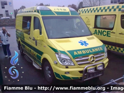 Mercedes-Benz Sprinter III serie
Danmark - Danimarca
Roskhilde Frivillige Brandværn
Parole chiave: Ambulanza Ambulance