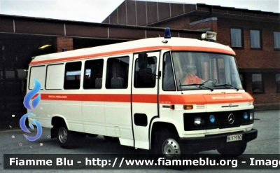 Mercedes-Benz Vario 508D
Danmark - Danimarca
Falck Hinnerup
Parole chiave: Ambulanza Ambulance