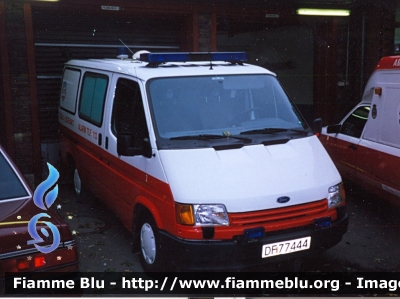Ford Transit II serie
Kongeriket Norge - Kongeriket Noreg - Norvegia
Ambulanse Oslo Lekevakt
Parole chiave: Ambulanza Ambulance