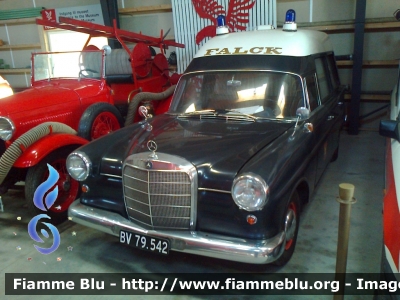Mercedes-Benz ?
Danmark - Danimarca
Falck Museum
Parole chiave: Ambulanza Ambulance