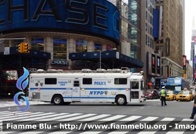 Blue Bird All American III serie
United States of America-Stati Uniti d'America
New York Police Department
Communication Division
