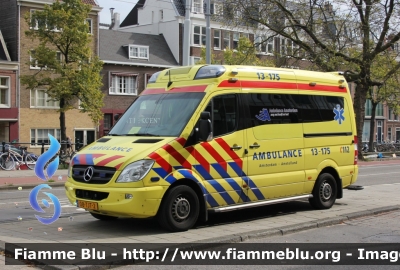 Mercedes-Benz Sprinter III serie
Nederland - Paesi Bassi
Amsterdam Ambulance
13-175
