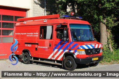 Mercedes-Benz Vario 818D
Nederland - Paesi Bassi
Brandweer Amsterdam-Amstelland
13-2621
