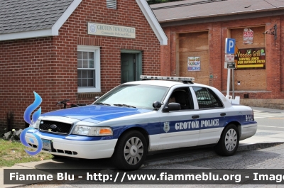 Ford Crown Victoria 
United States of America - Stati Uniti d'America
Croton CT Police
