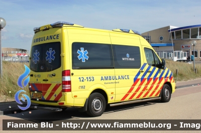 Mercedes-Benz Sprinter III serie restyle
Nederland - Paesi Bassi
Regionale Ambulance Voorziening (RAV) Region 12 Kennemerland
12-153
Parole chiave: Ambulanza Ambulance Mercedes-Benz Sprinter_IIIserie_Restyle