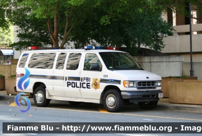 Ford E-350
United States of America-Stati Uniti d'America
FBI Police
