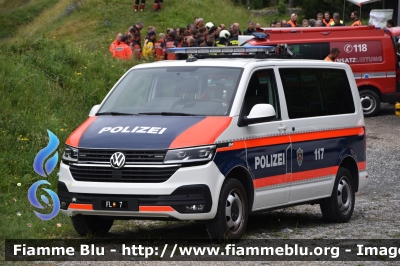 Volkswagen Transporter T6
Fürstentum Liechtenstein - Förschtatum Liachtaschta - Principato del Liechtenstein
Polizei - Polizia
