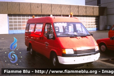 Ford Transit IV serie
Bundesrepublik Deutschland - Germany - Germania
Feuerwehr Koln
