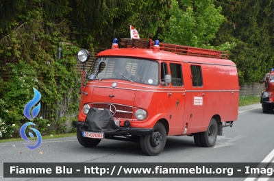 Mercedes-Benz ?
Bundesrepublik Deutschland - Germany - Germania
Feuerwehr Esslingen am Neckar
