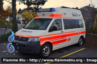 Volkswagen Transporter T5
Fürstentum Liechtenstein - Förschtatum Liachtaschta - Principato del Liechtenstein
Rotes Kreuz - Croce Rossa
Parole chiave: Ambulanza Ambulance