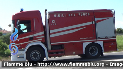 Scania P370 III serie
Vigili del Fuoco
Comando Provinciale di Venezia
Distaccamento permanente di Mestre (VE)
AutoBottePompa allestimento BAI
VF 30858
Parole chiave: Scania P370_IIIserie VF30858