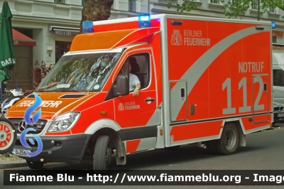 Mercedes-Benz Sprinter III serie 
Bundesrepublik Deutschland - Germany - Germania
Berliner Feuerwehr
Parole chiave: Ambulanza Ambulance