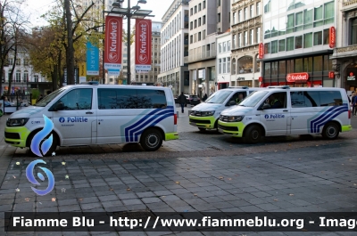 Volkswagen Transporter T6
oninkrijk België - Royaume de Belgique - Königreich Belgien - Belgio
Politie Antwerpen - Polizia locale di Anversa
